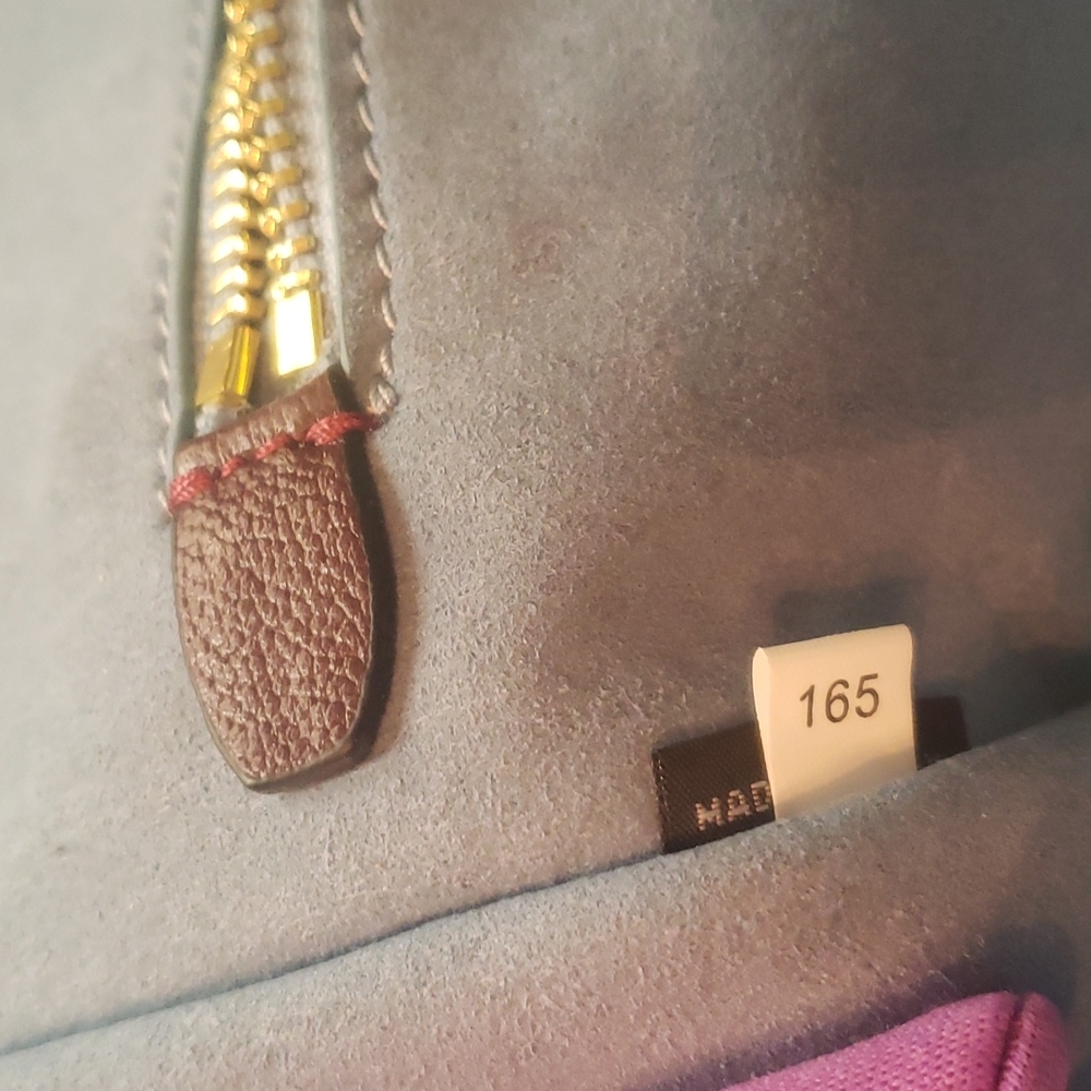 FASHIONISTA PRADA - Picture 9 of 16